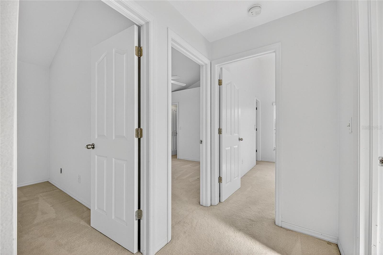 Image 34 of 87 For 16604 Lake Heather Drive