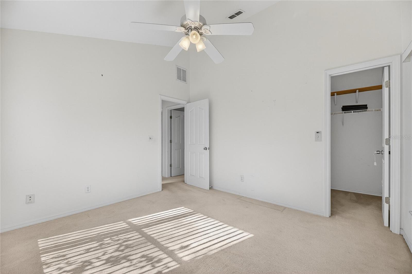 Image 41 of 87 For 16604 Lake Heather Drive