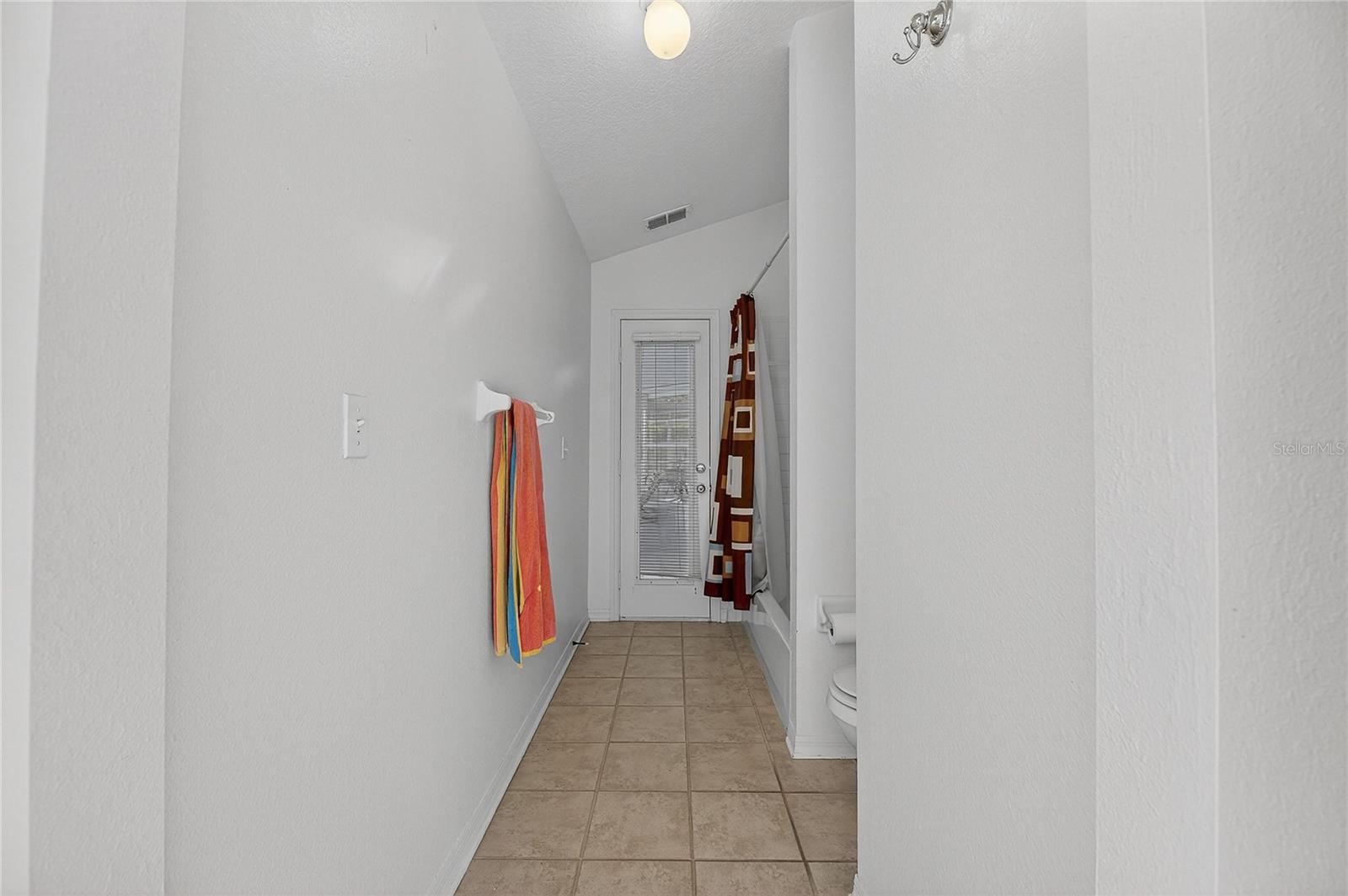 Image 45 of 87 For 16604 Lake Heather Drive