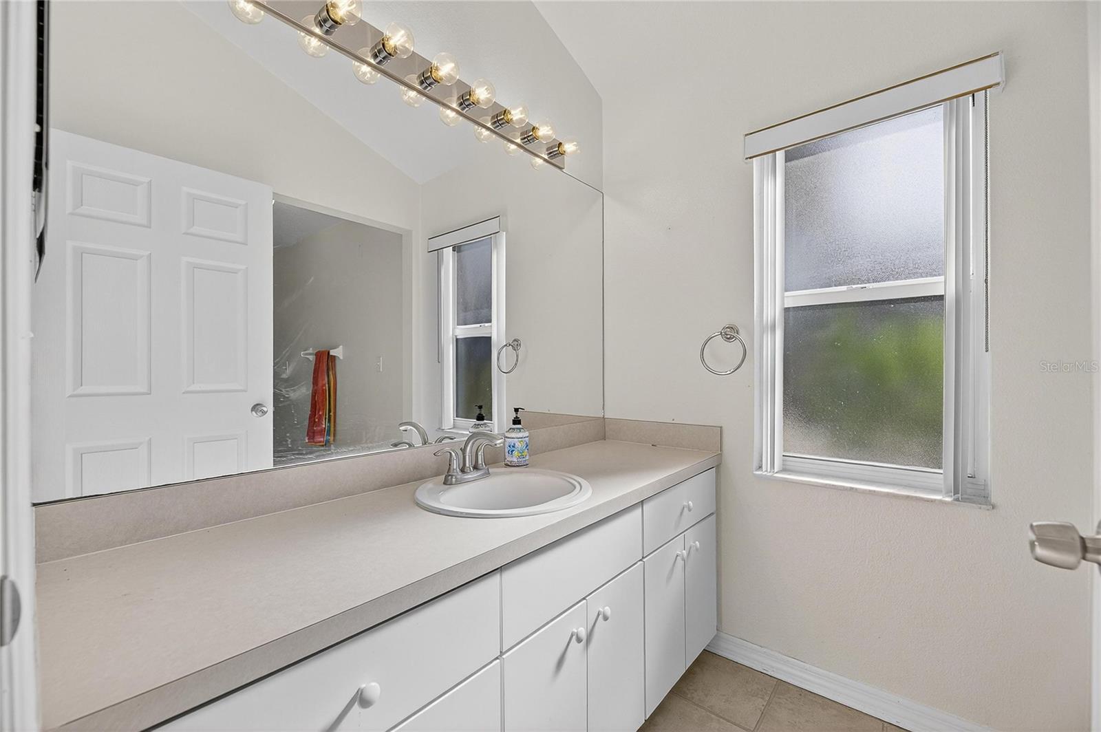 Image 46 of 87 For 16604 Lake Heather Drive