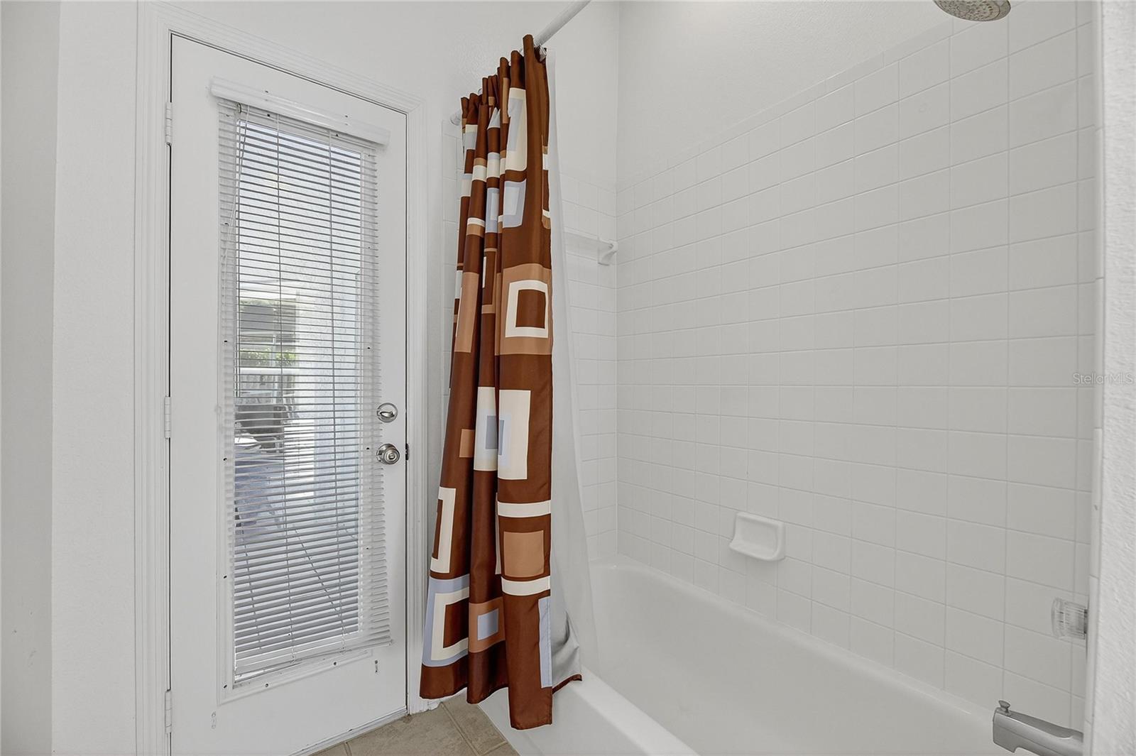 Image 47 of 87 For 16604 Lake Heather Drive