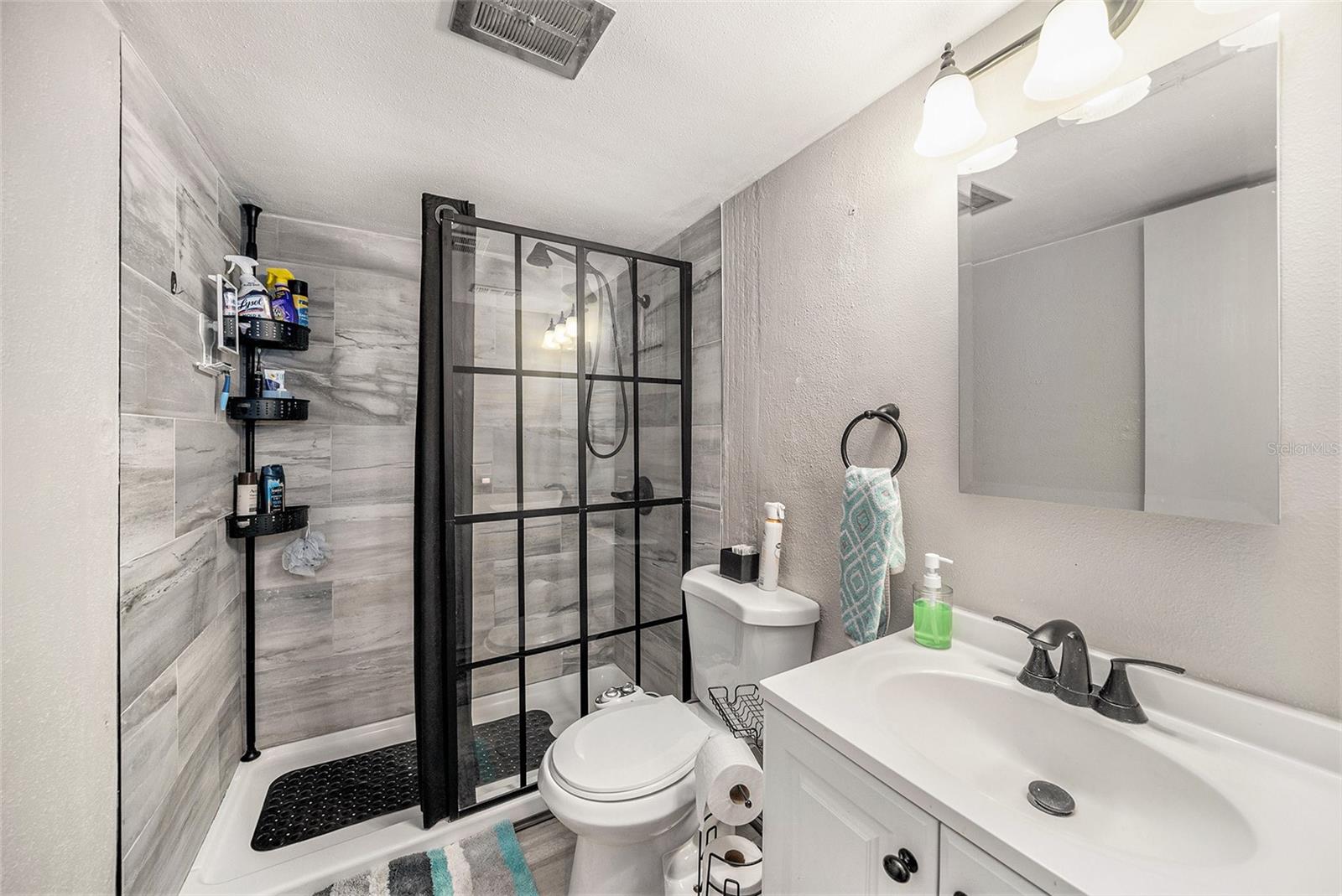 Image 17 of 27 For 4071 55th Way N 1051