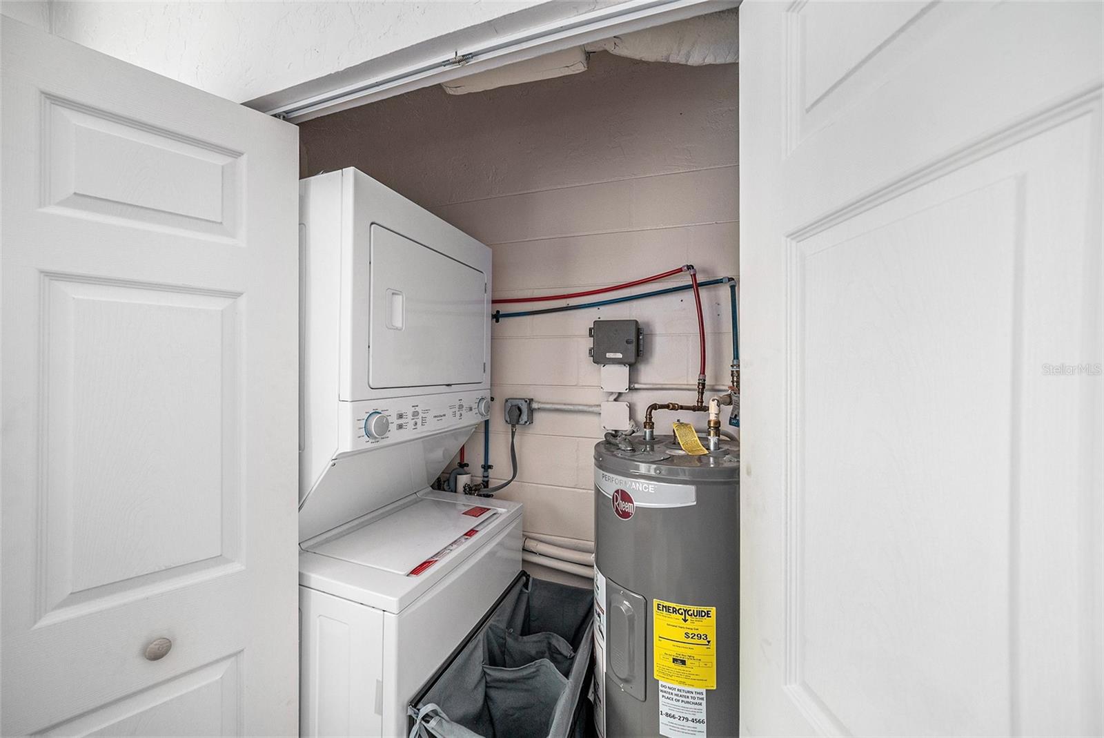 Image 20 of 27 For 4071 55th Way N 1051