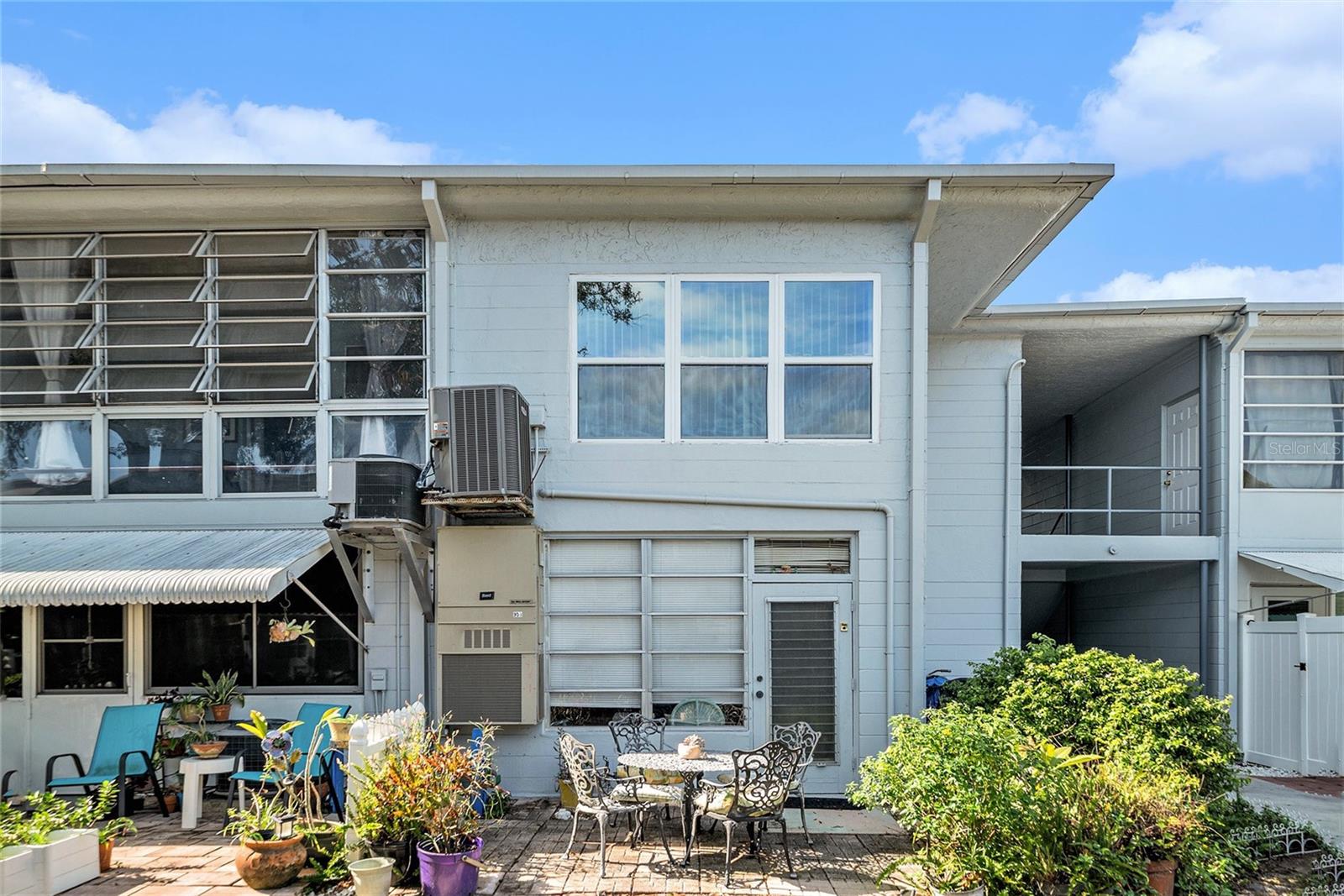 Image 21 of 27 For 4071 55th Way N 1051