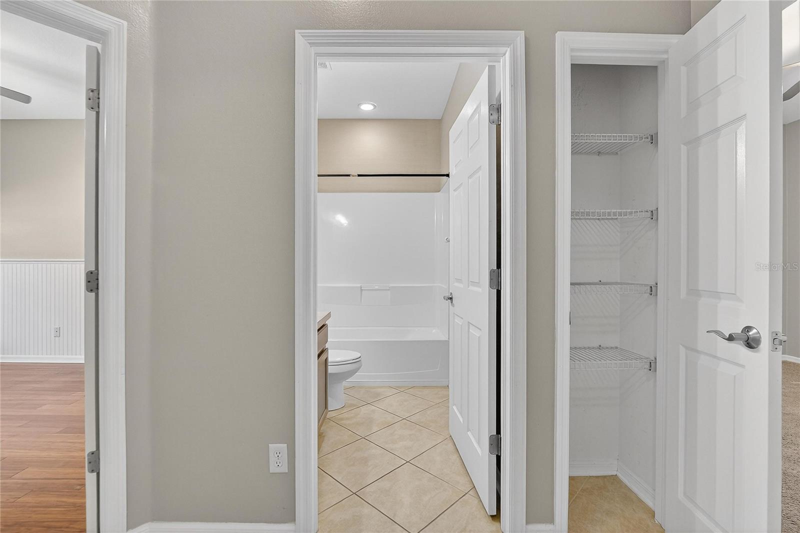 Image 13 of 63 For 1403 Rushgrove Circle