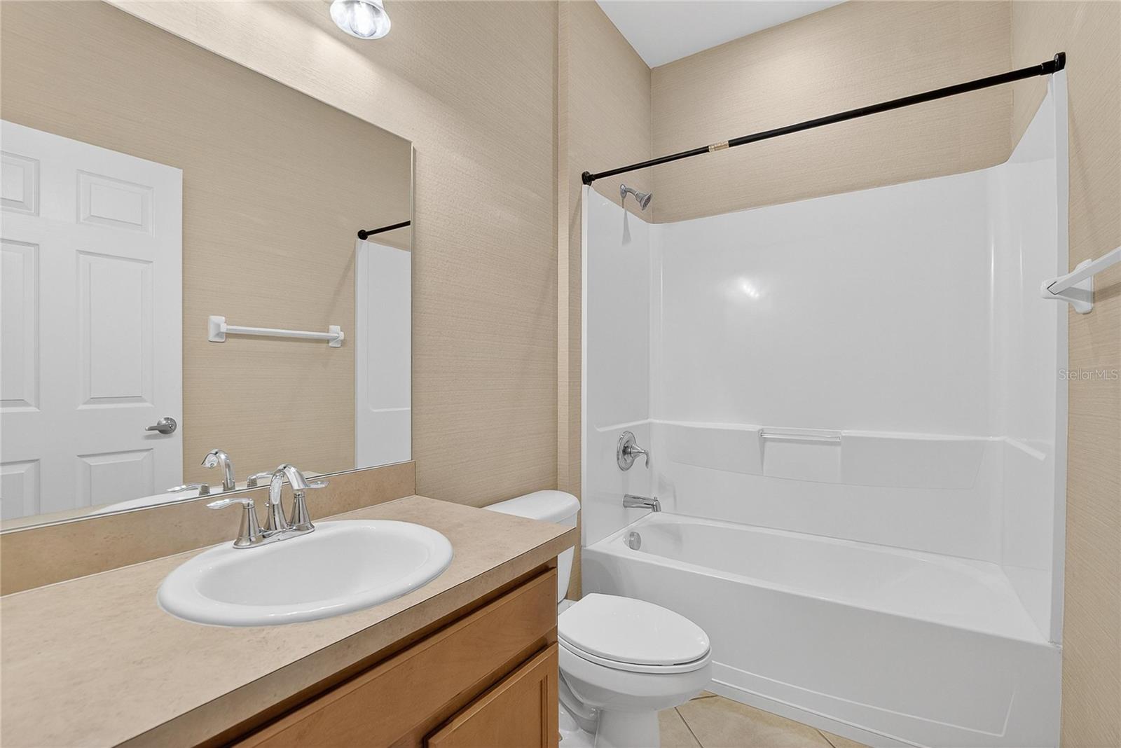 Image 14 of 63 For 1403 Rushgrove Circle