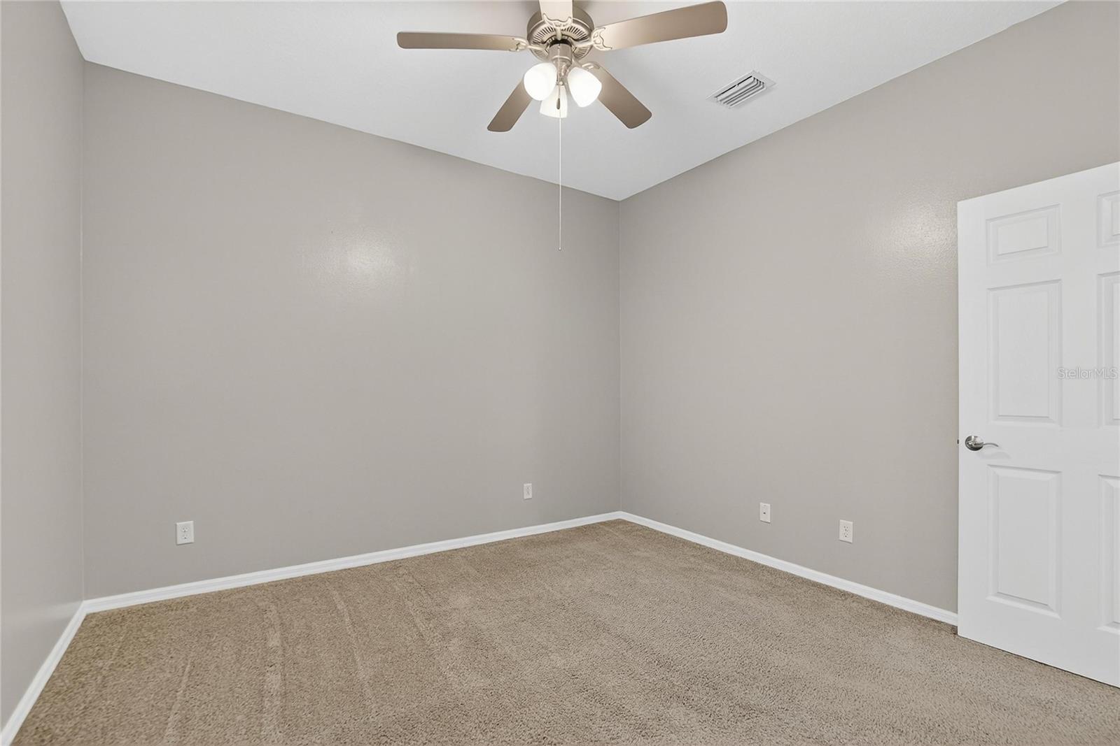 Image 17 of 63 For 1403 Rushgrove Circle