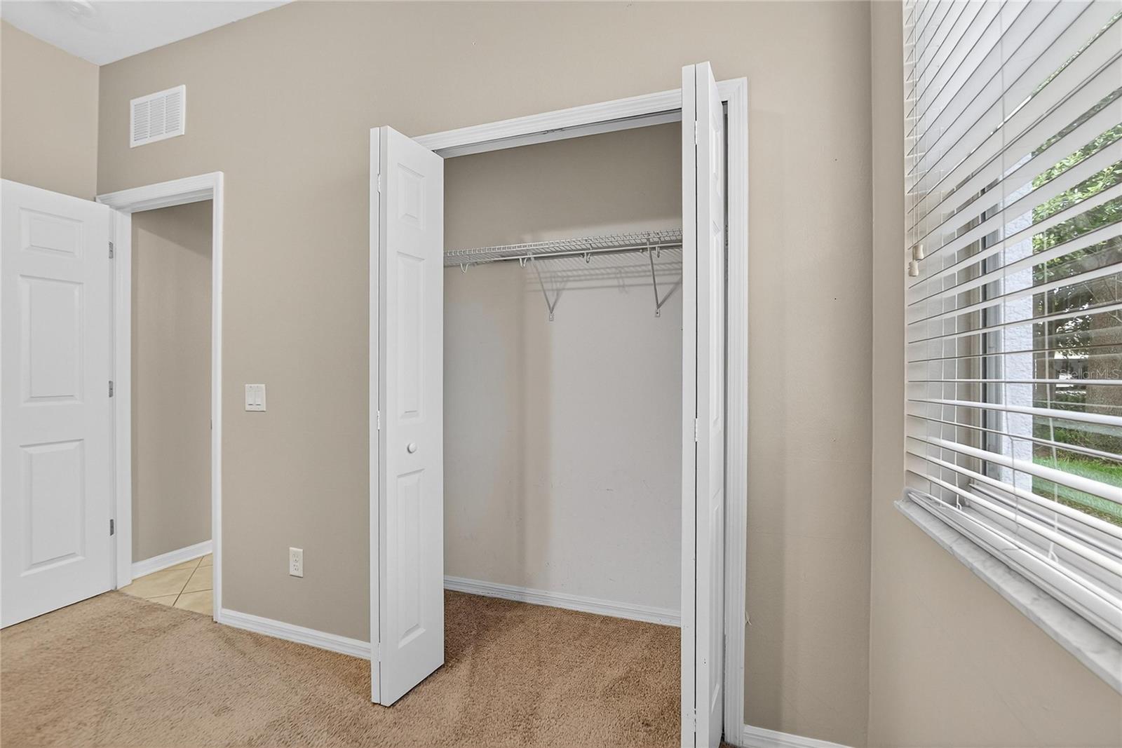 Image 18 of 63 For 1403 Rushgrove Circle