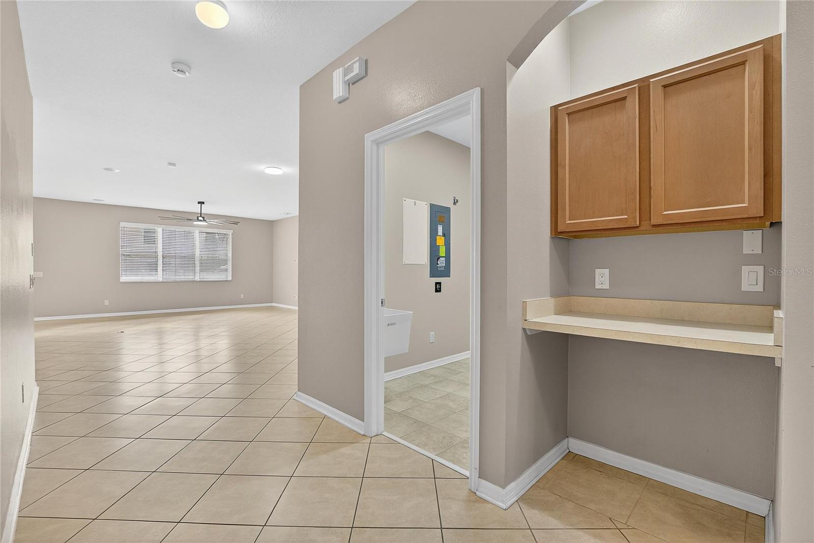 Image 20 of 63 For 1403 Rushgrove Circle