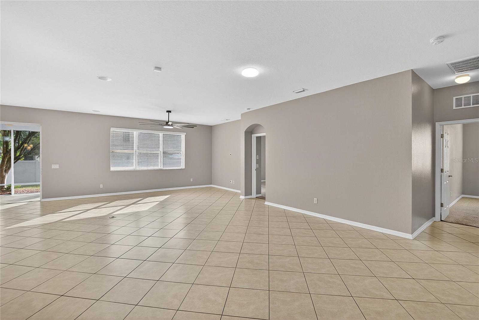 Image 22 of 63 For 1403 Rushgrove Circle