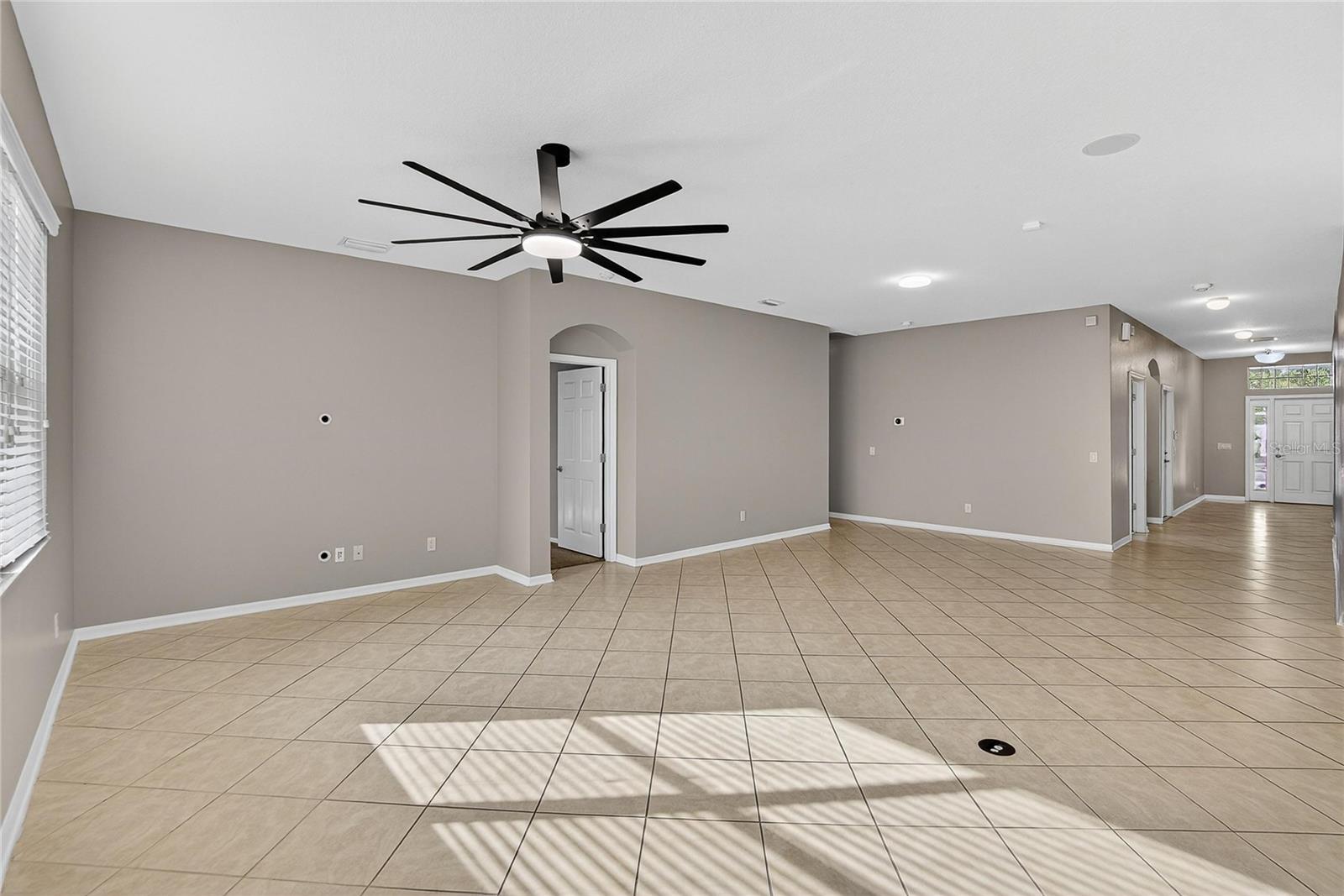 Image 26 of 63 For 1403 Rushgrove Circle