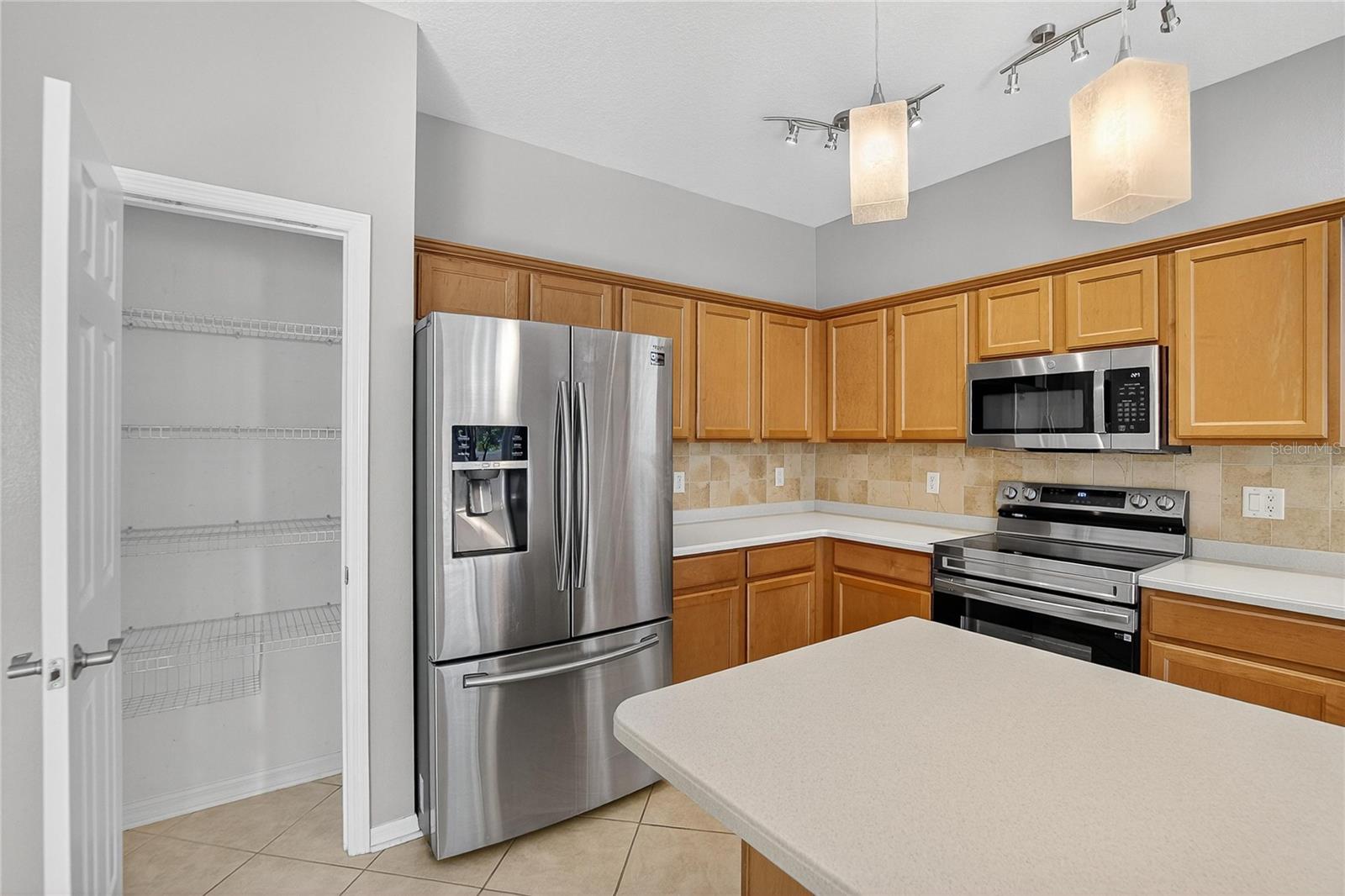 Image 31 of 63 For 1403 Rushgrove Circle