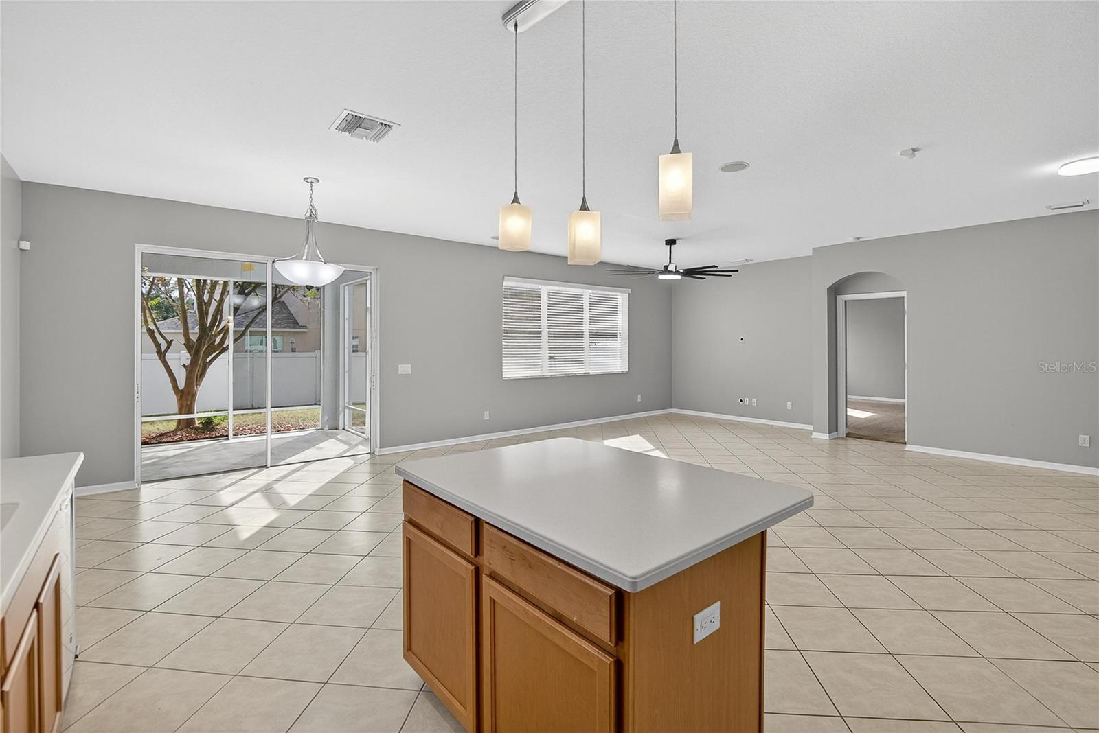 Image 5 of 63 For 1403 Rushgrove Circle