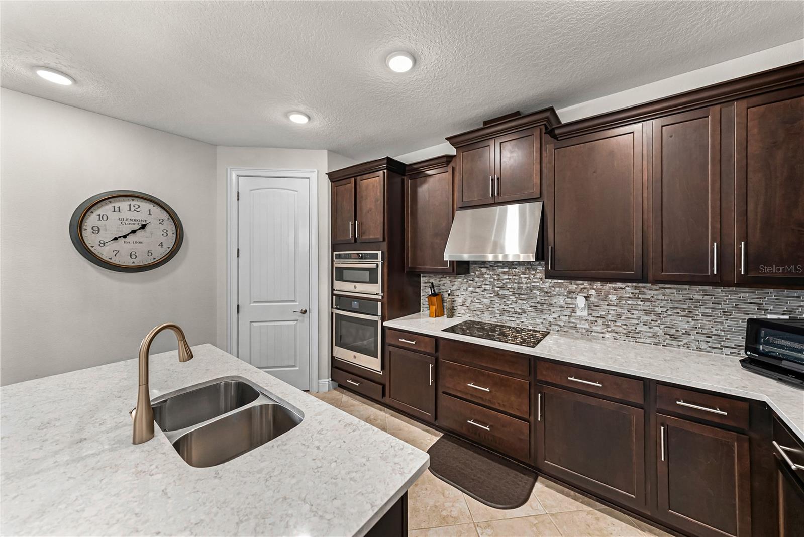 Image 5 of 70 For 34155 Evergreen Hill Court