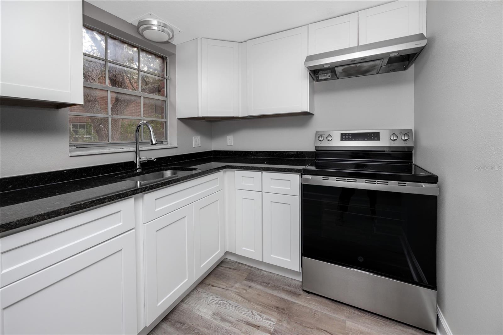 Image 22 of 51 For 8345 13th Street N B