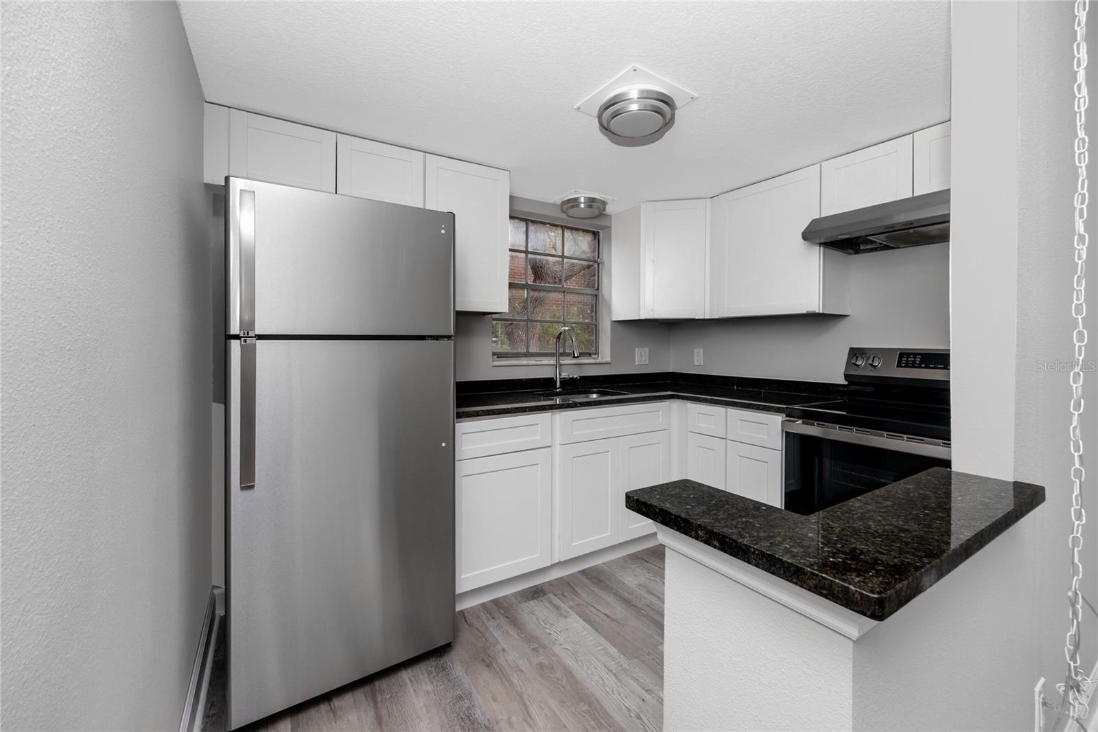 Image 4 of 51 For 8345 13th Street N B