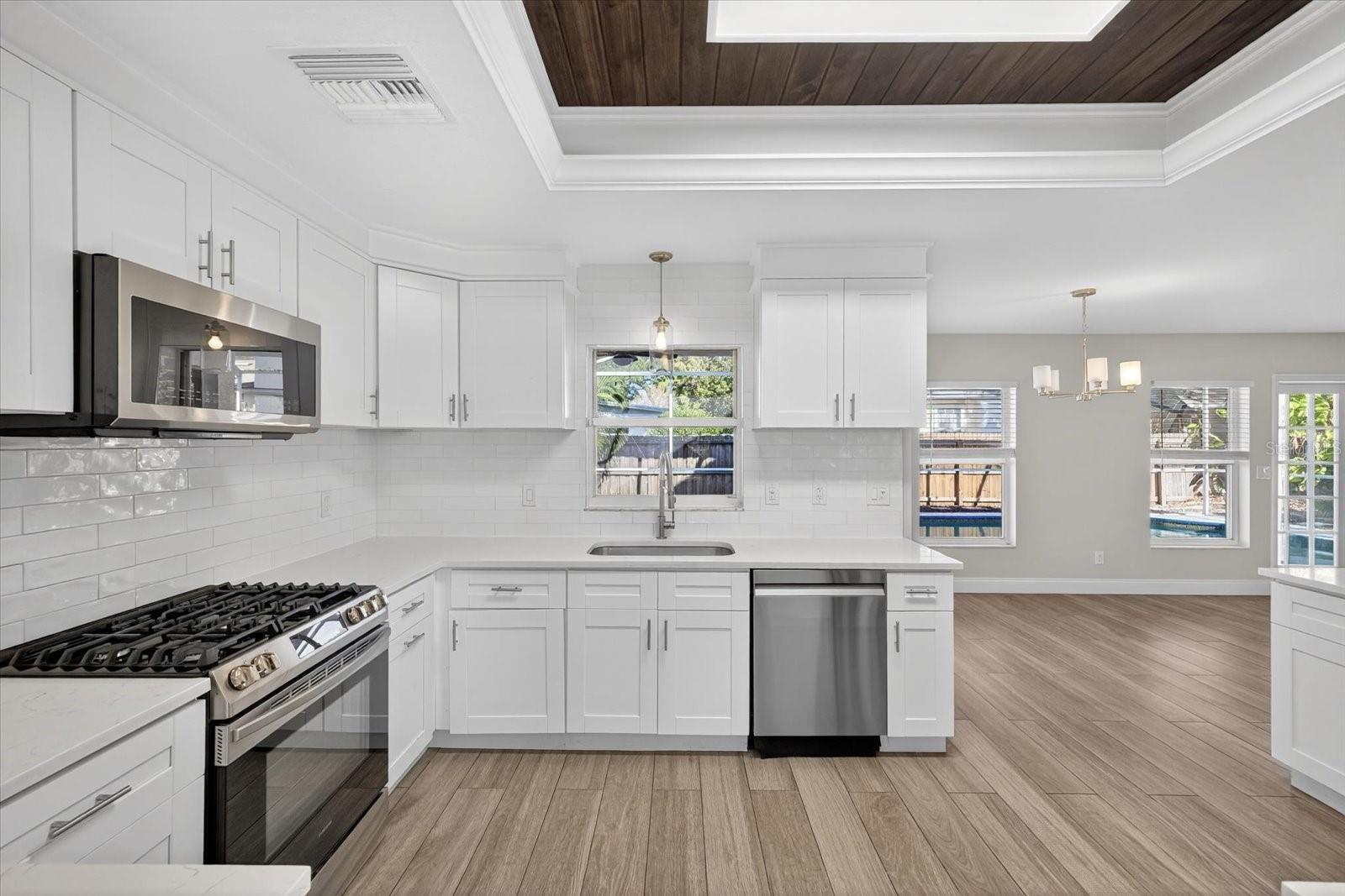 Image 14 of 66 For 4207 Tacon Street