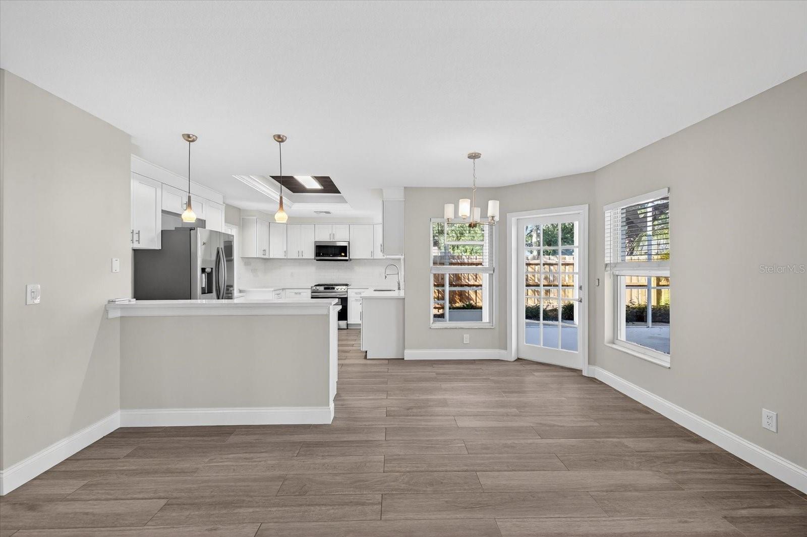 Image 18 of 66 For 4207 Tacon Street