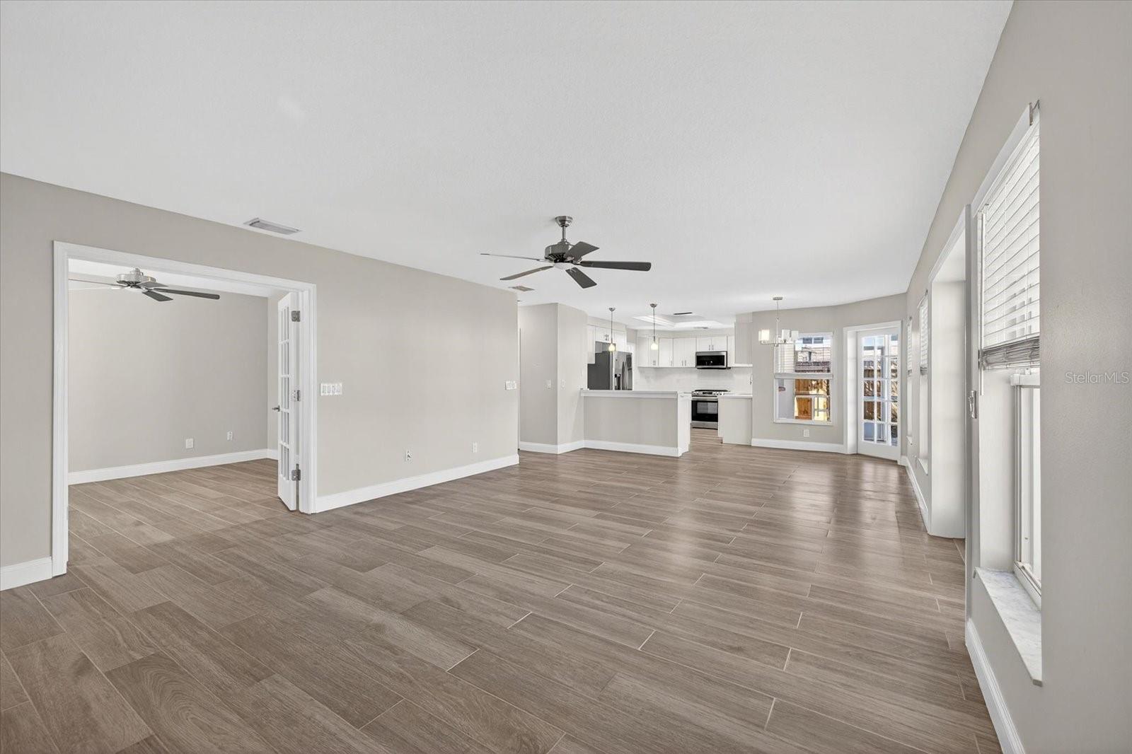 Image 21 of 66 For 4207 Tacon Street