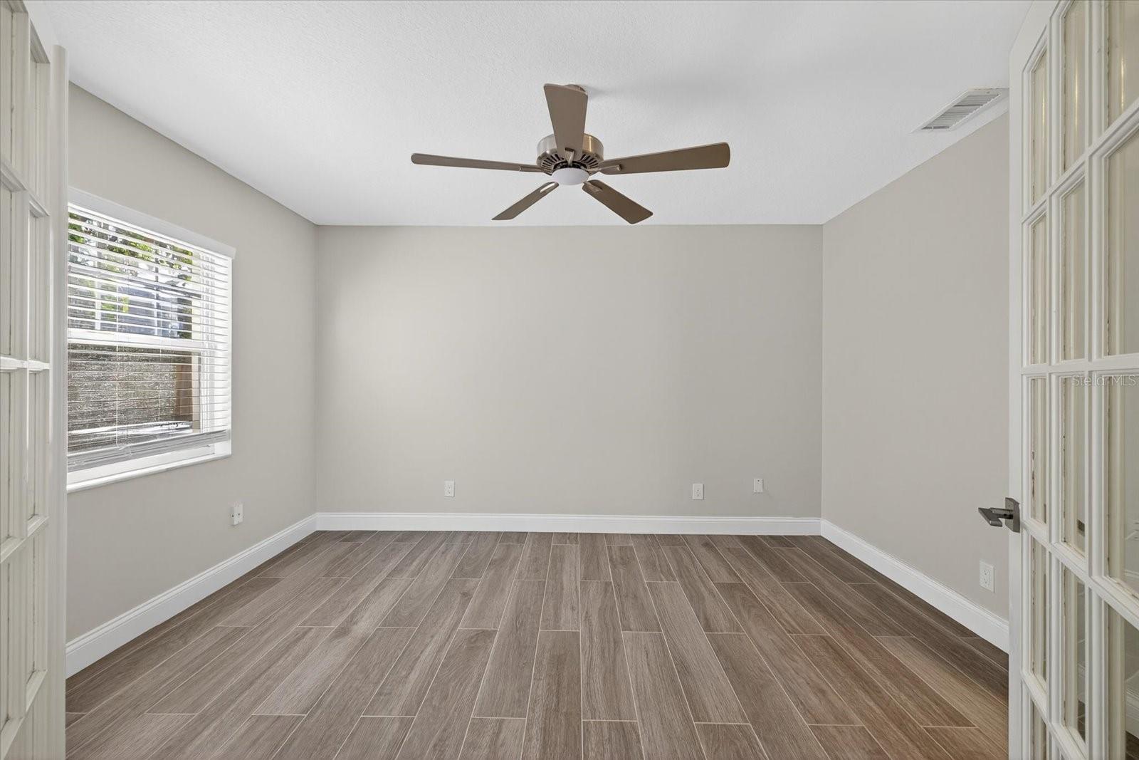 Image 23 of 66 For 4207 Tacon Street