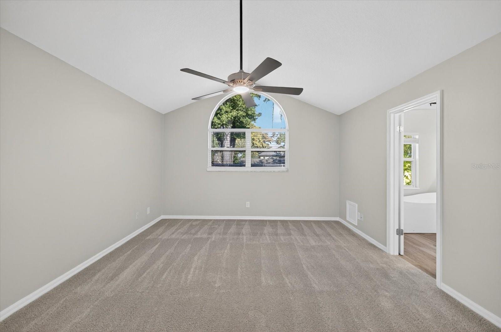 Image 32 of 66 For 4207 Tacon Street