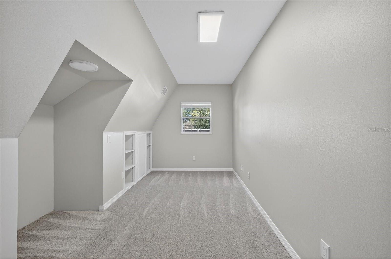 Image 34 of 66 For 4207 Tacon Street