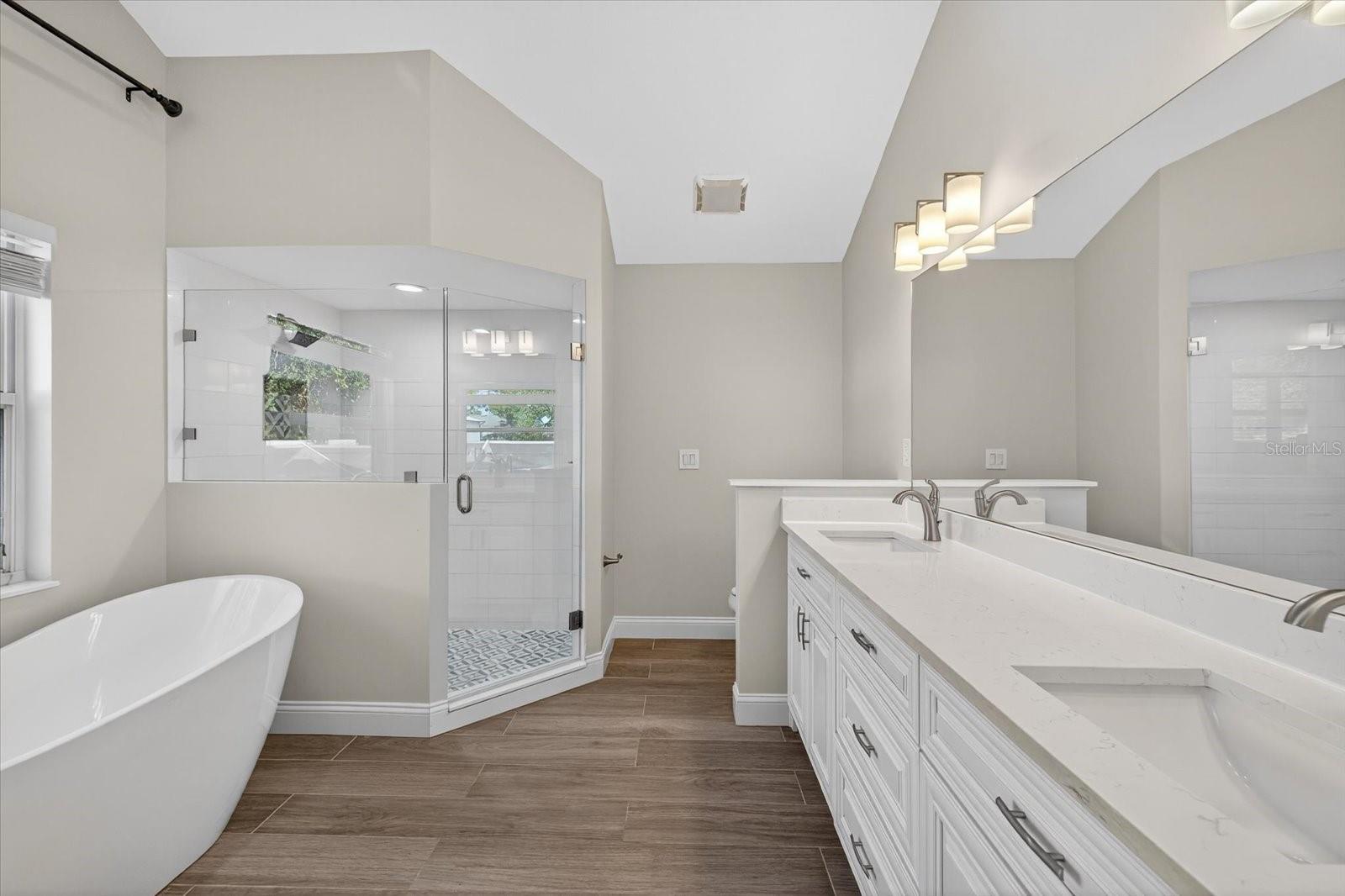 Image 37 of 66 For 4207 Tacon Street