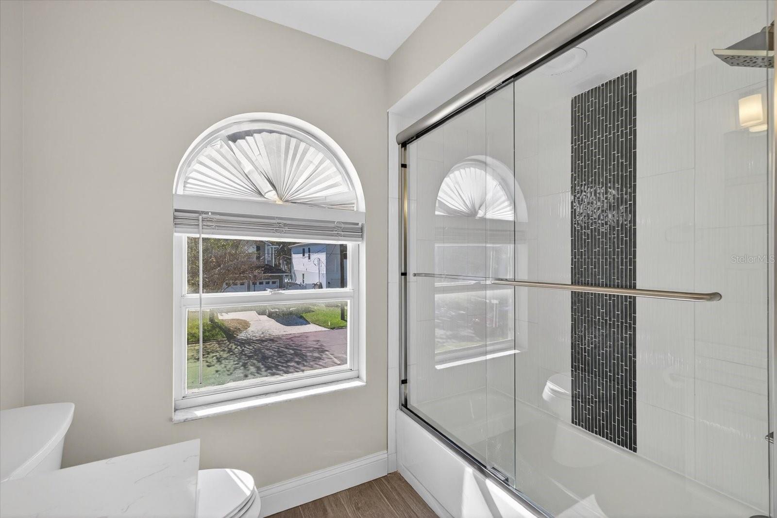 Image 47 of 66 For 4207 Tacon Street