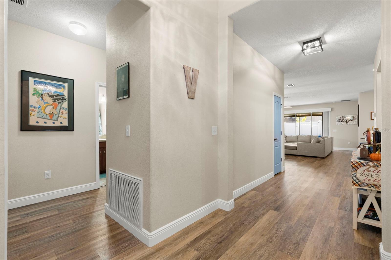 Image 6 of 51 For 10222 Celtic Ash Drive