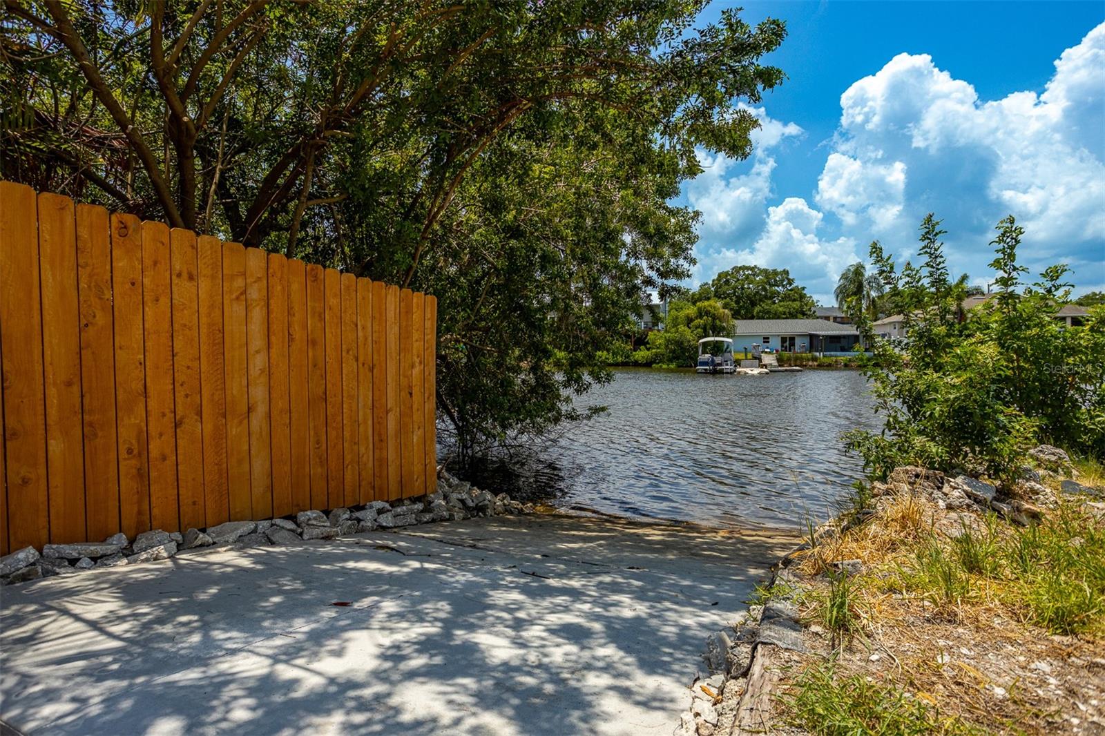 Image 21 of 48 For 8820 Rocky Creek Drive