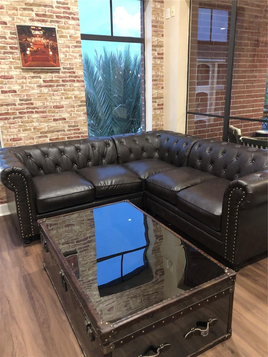 Image 13 of 15 For 1910 Palm Avenue 8206