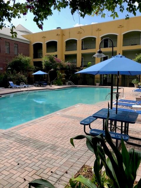 Image 15 of 15 For 1910 Palm Avenue 8206