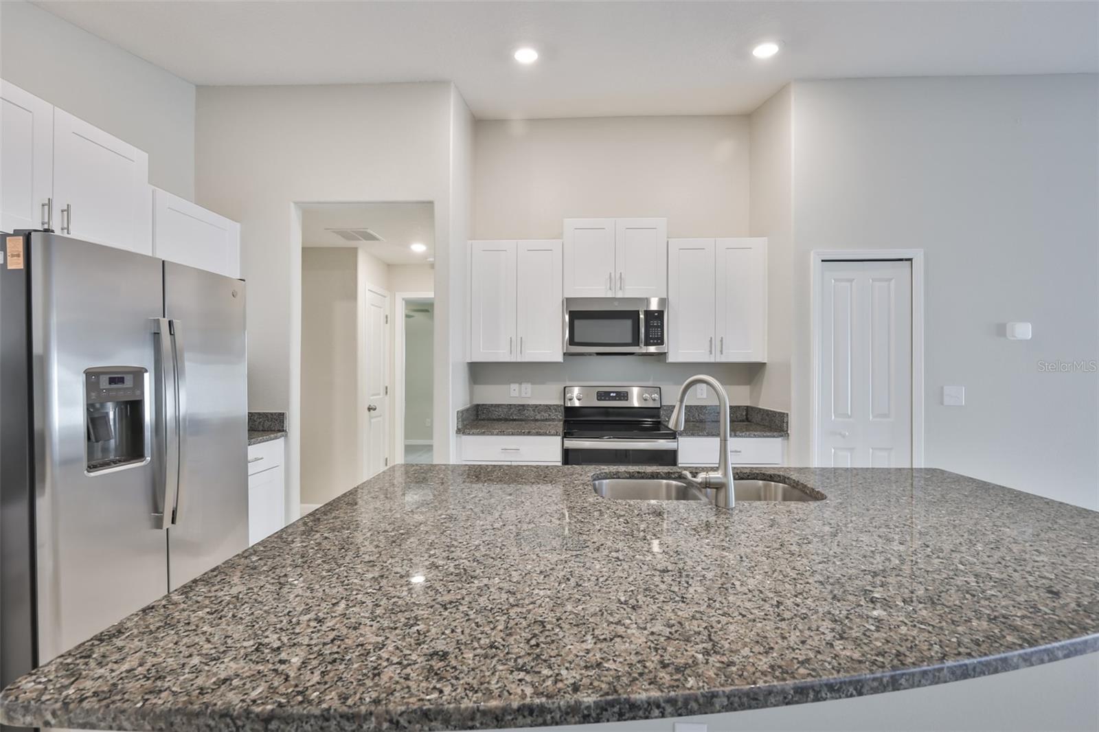 Image 16 of 45 For 31867 Barrel Wave Way