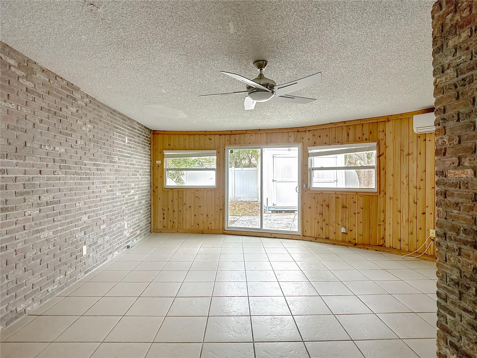 Image 17 of 33 For 7253 Belvedere Terrace