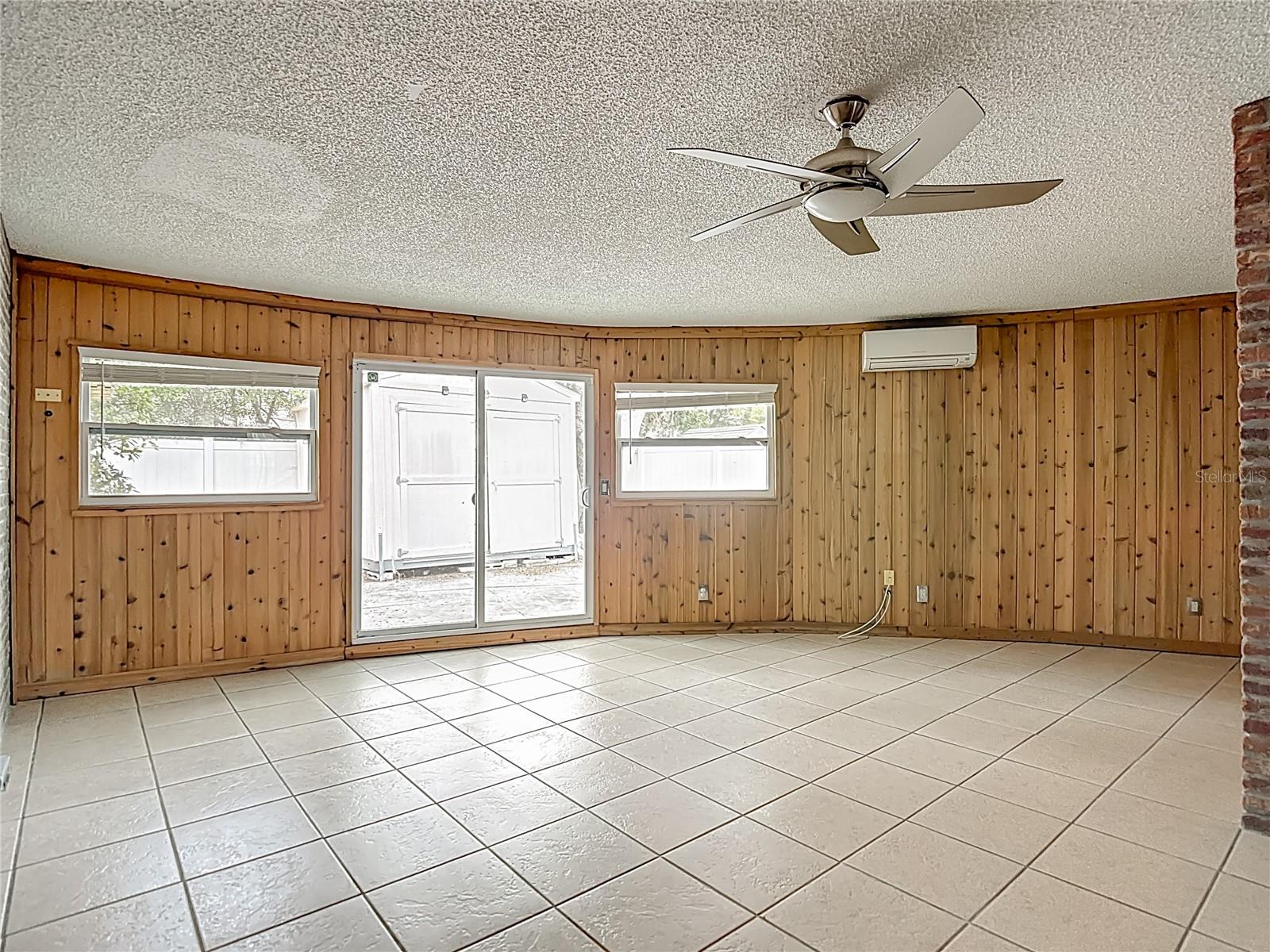 Image 18 of 33 For 7253 Belvedere Terrace