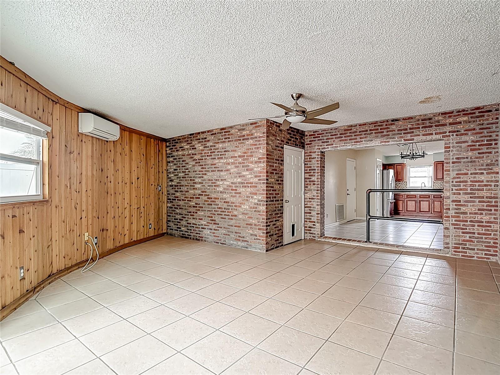 Image 19 of 33 For 7253 Belvedere Terrace