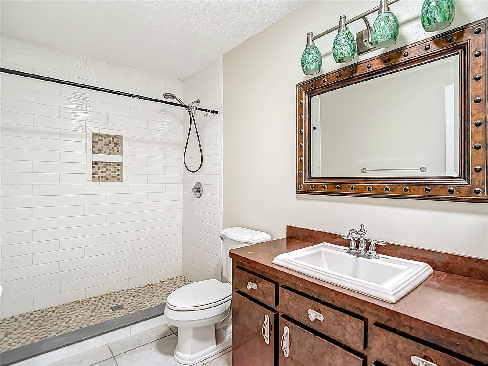 Image 24 of 33 For 7253 Belvedere Terrace