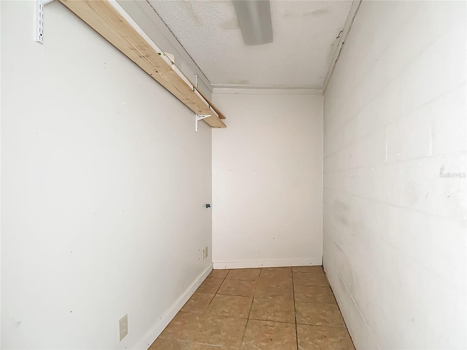 Image 29 of 33 For 7253 Belvedere Terrace