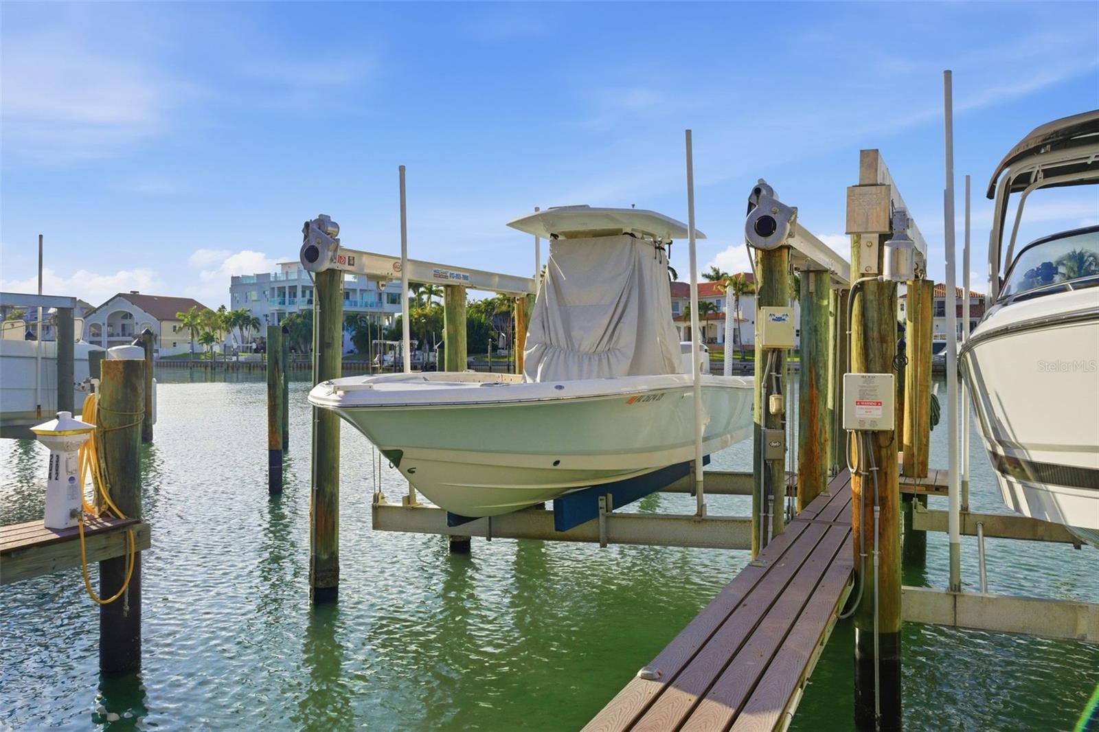 Image 39 of 46 For 544 Pinellas Bayway S F9