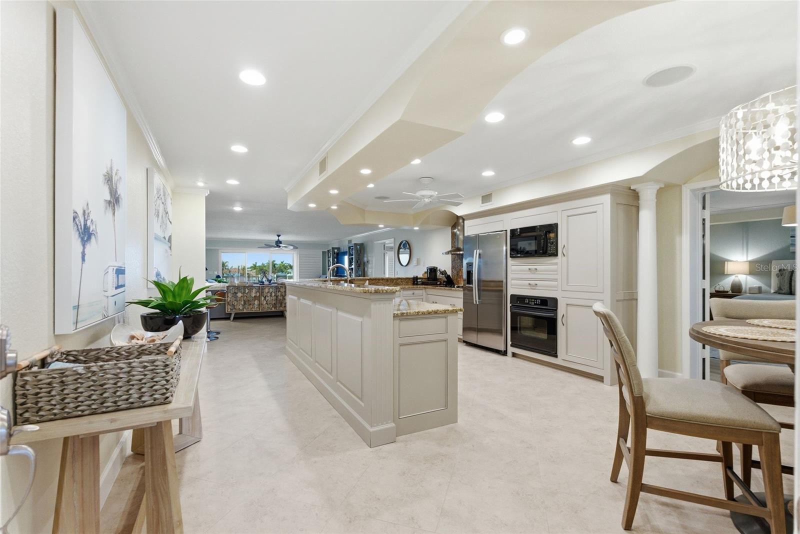 Image 5 of 46 For 544 Pinellas Bayway S F9