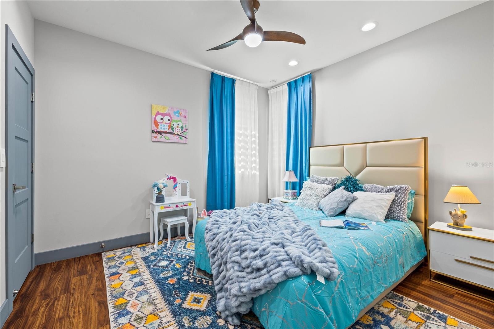 Image 28 of 53 For 6325 11th Avenue S