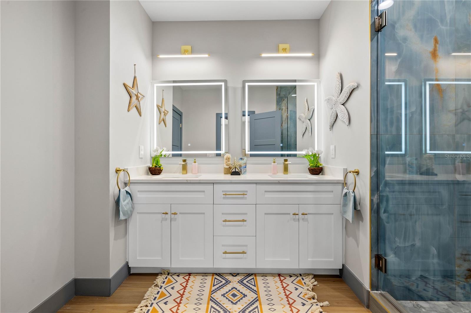 Image 30 of 53 For 6325 11th Avenue S