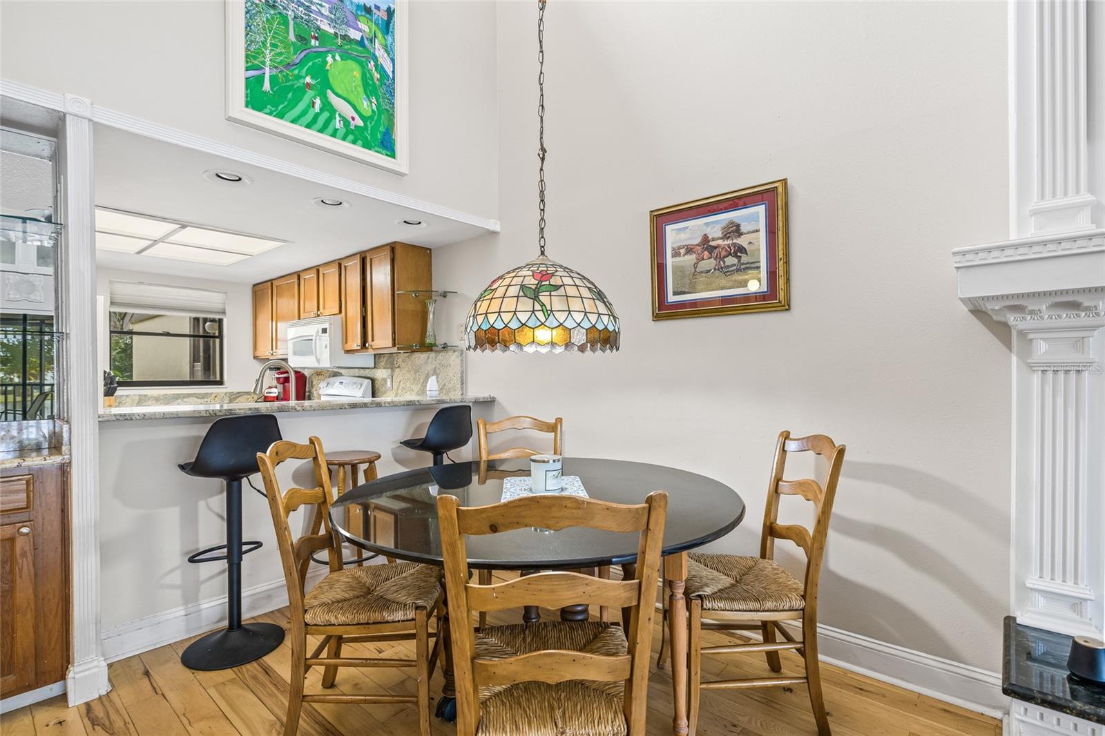 Image 16 of 35 For 222 Woodlake Wynde  222