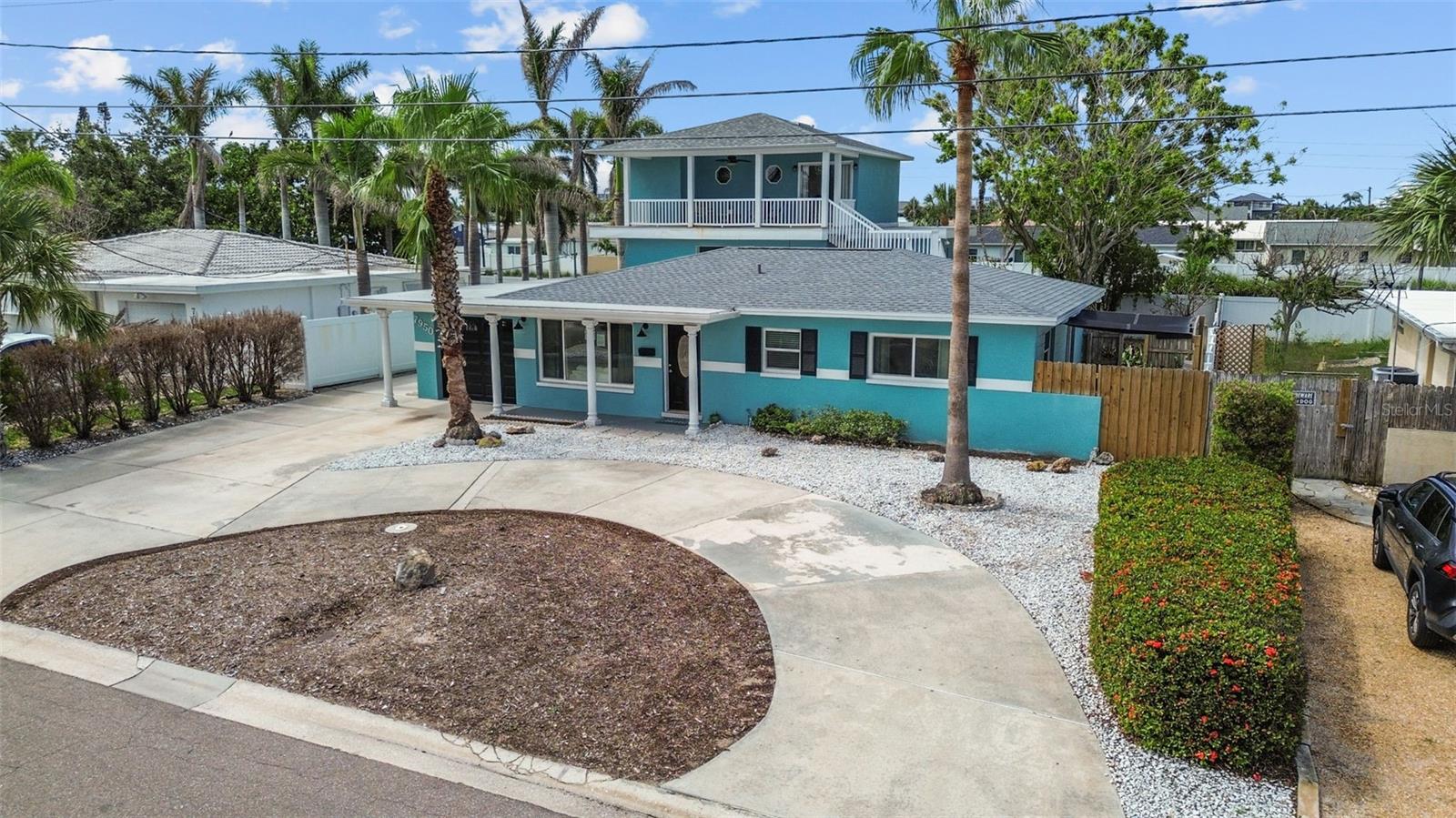 Details for 7950 Causeway Boulevard N, ST PETERSBURG, FL 33707