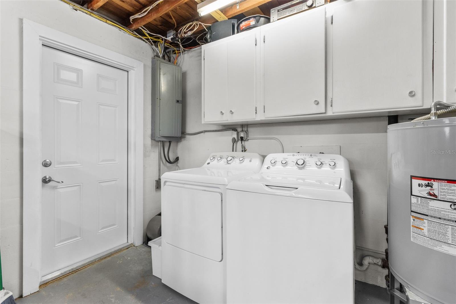 Image 17 of 60 For 7950 Causeway Boulevard N