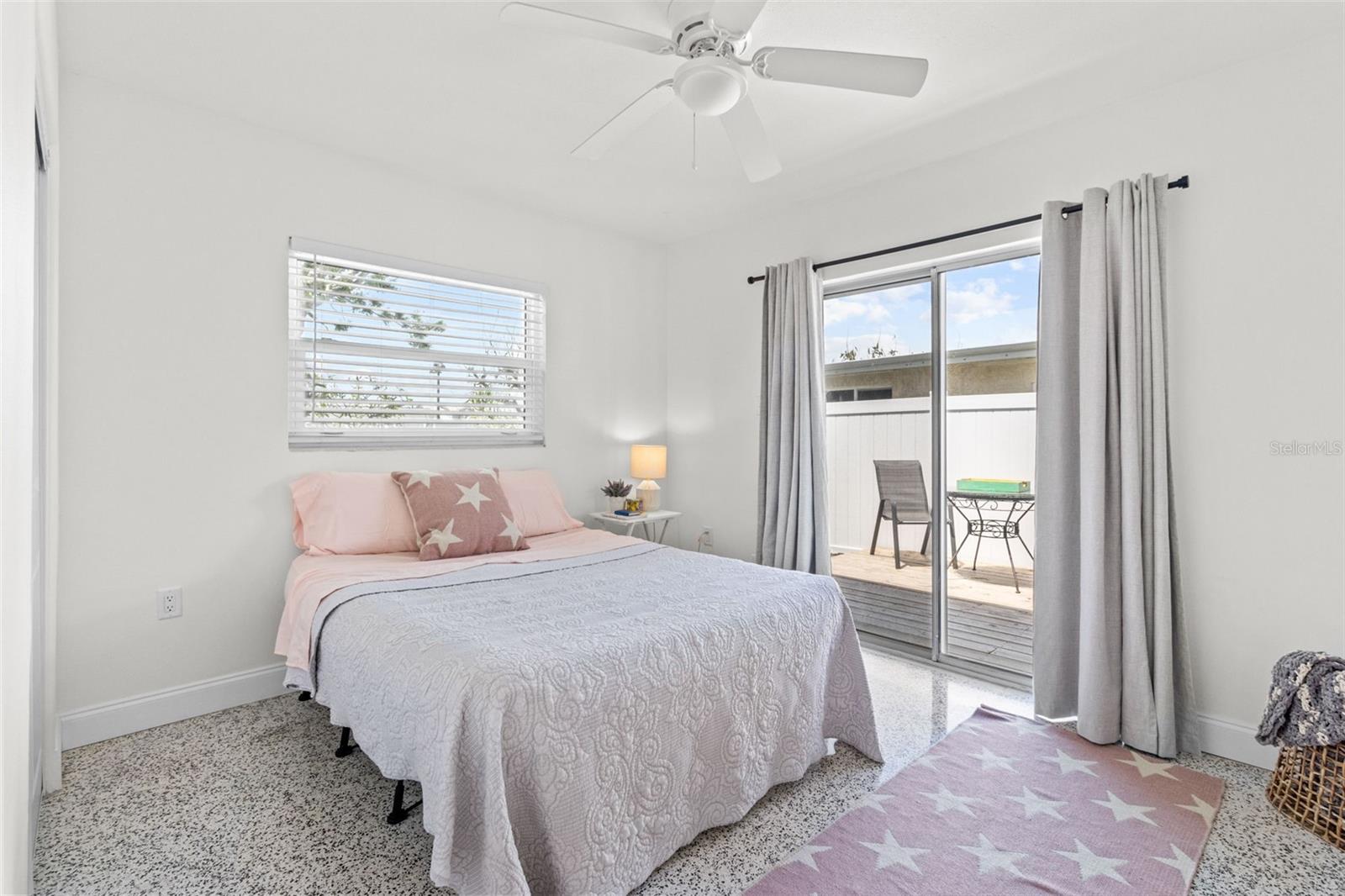 Image 23 of 60 For 7950 Causeway Boulevard N