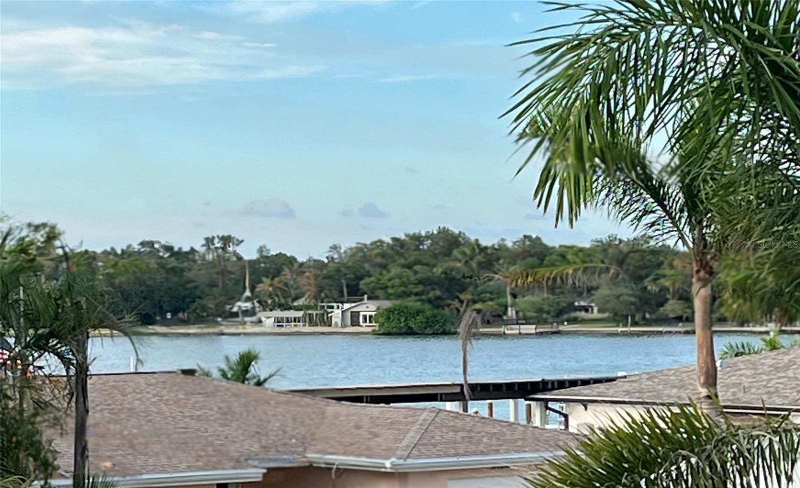 Image 3 of 60 For 7950 Causeway Boulevard N