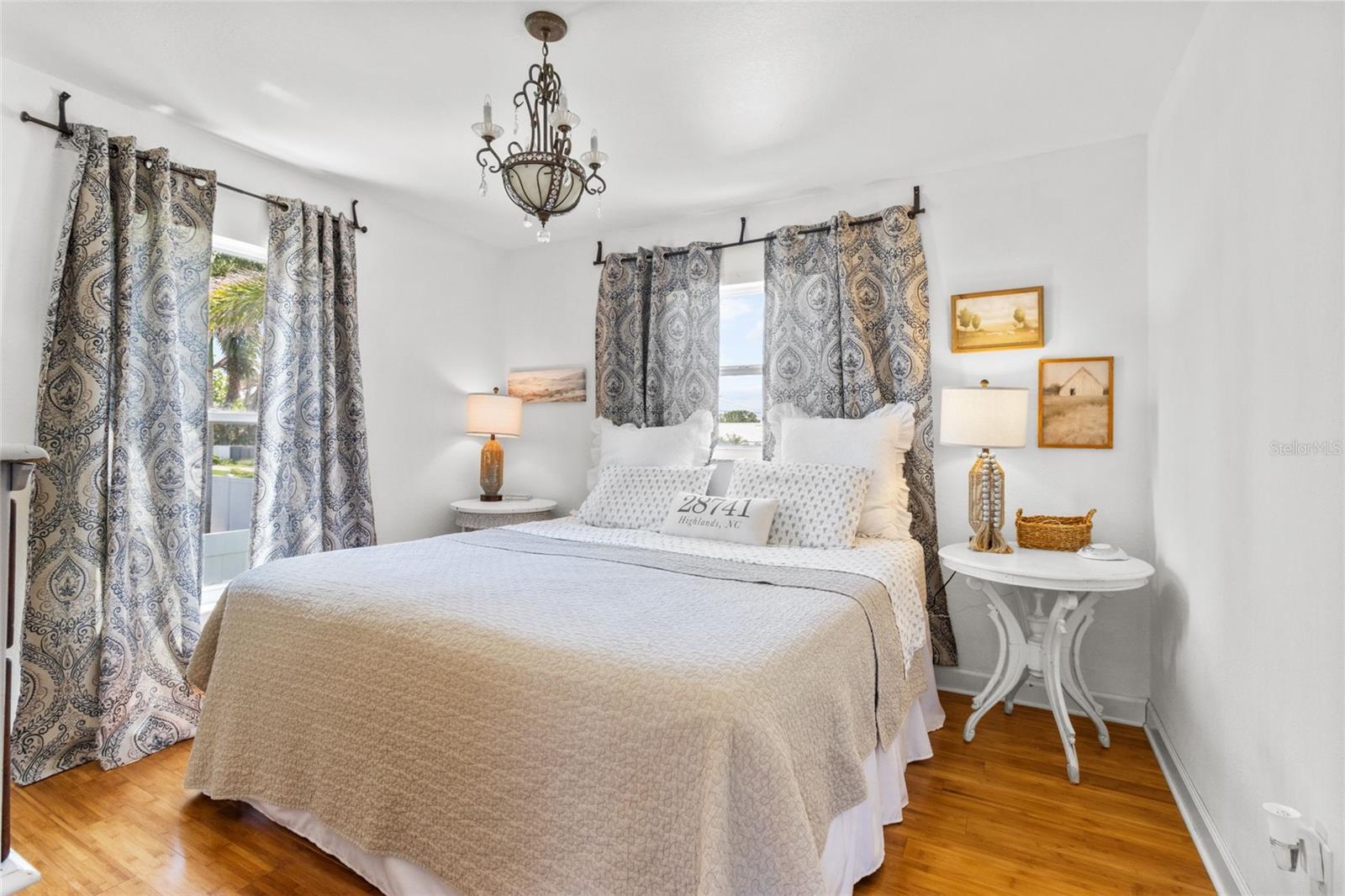 Image 35 of 60 For 7950 Causeway Boulevard N