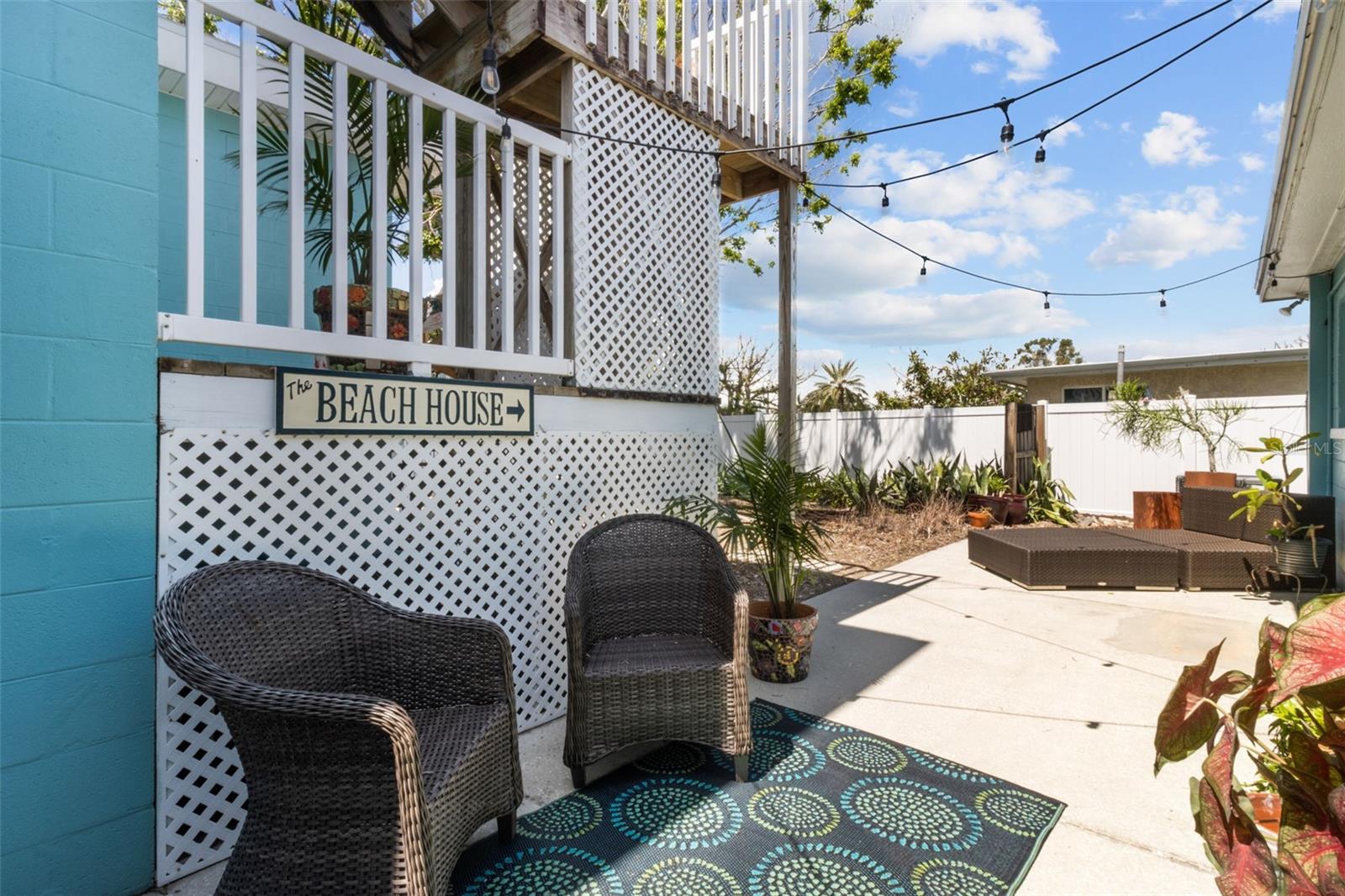 Image 9 of 60 For 7950 Causeway Boulevard N