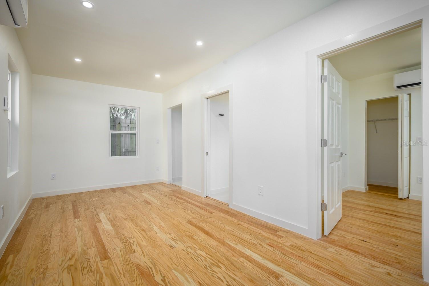 Image 3 of 13 For 1135 Drew Street